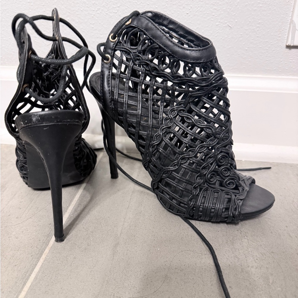 Liliana Black Intricate Cutout Heels